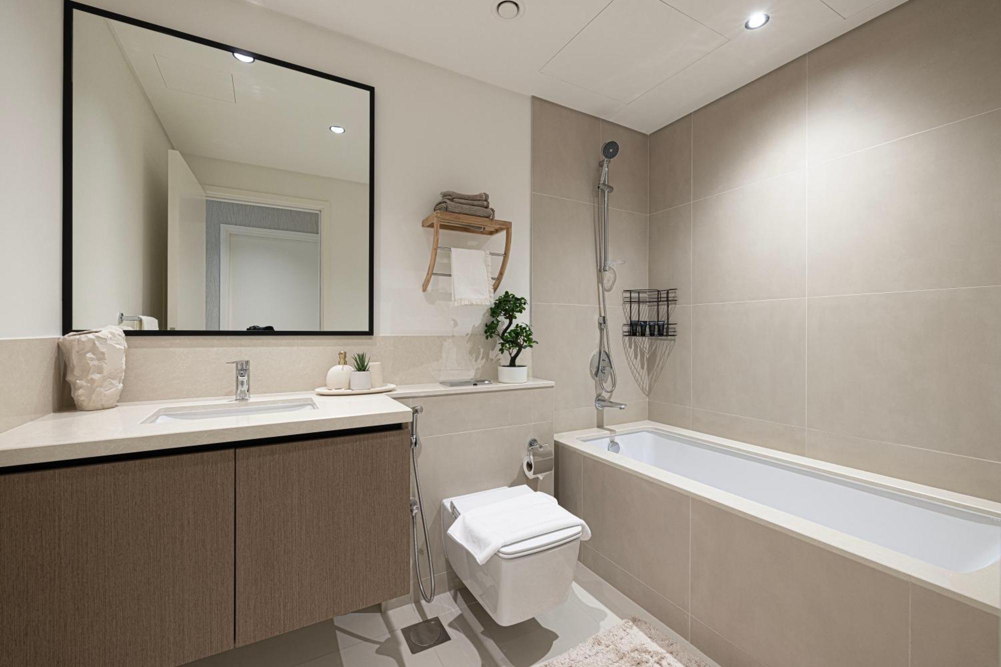 Appartamento Burj Crown - Sky High, Downtown Ocean View, Opposite Mall